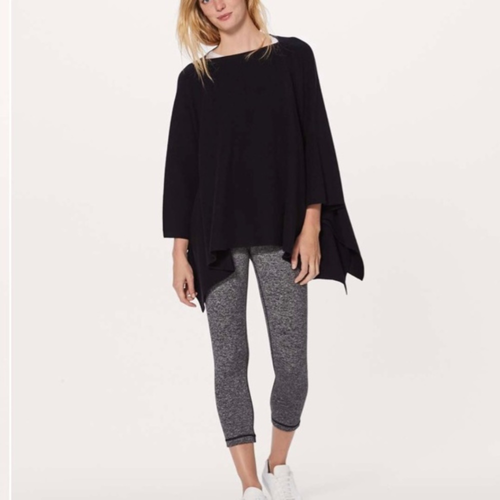 Lululemon be cozy poncho.